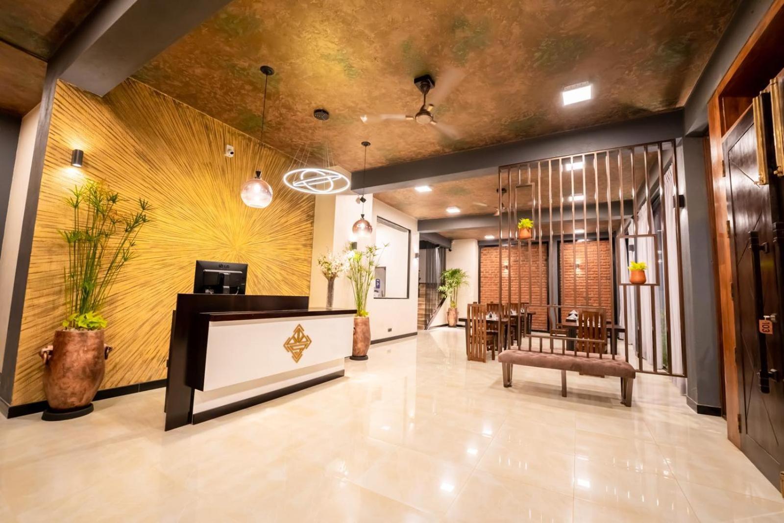 Limeshine - Airport Transit Hotels & Residences Katunayaka Buitenkant foto